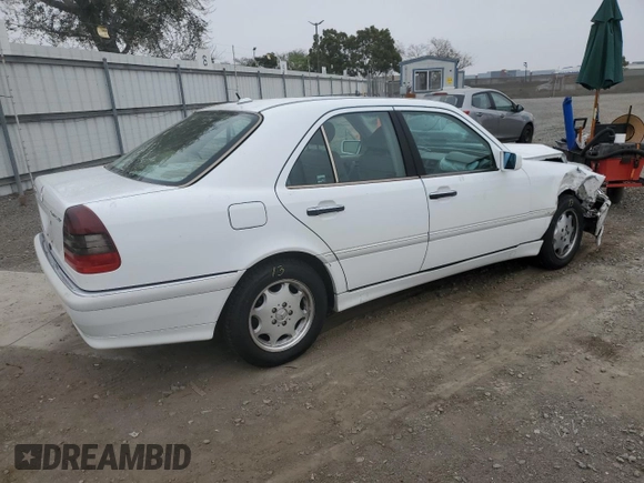 2000 Mercedes-Benz C 230 Kompressor with VIN WDBHA24G1YF946926, listed as a Copart auction lot 70884494 with 115,791 mi miles and Salvage Title. Bid and sale history available at carsss.com. Image 3.