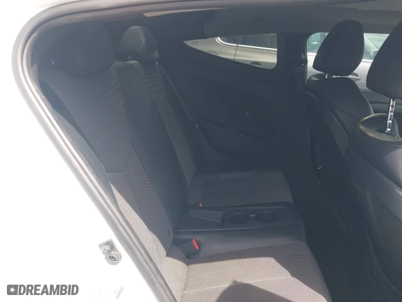 2015 Hyundai Veloster with VIN KMHTC6AD5FU231224, listed as a IAAI auction lot 41944186 with 103,124 mi miles. Bid and sale history available at carsss.com. Image 8.