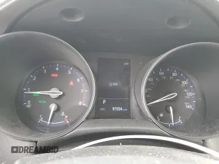 2019 Toyota C-HR XLE z VIN NMTKHMBX7KR073500, wystawiony jako Copart lot #53596395 z przebiegiem 91 934 mil mil oraz Szkoda całkowita • Salvage title. Historia ofert i sprzedaży dostępna na DreamBid. Obrazek 9.