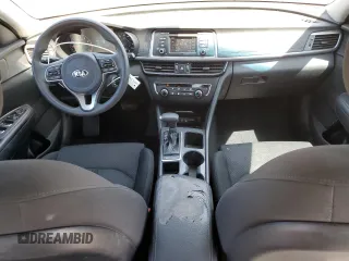 2017 Kia Optima LX z VIN 5XXGT4L33HG155090, wystawiony jako Copart lot #52758275 z przebiegiem 126 596 mil mil oraz Szkoda całkowita • Salvage title. Historia ofert i sprzedaży dostępna na DreamBid. Obrazek 8.
