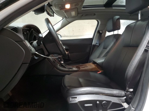 2011 Saab 9-5 Turbo4 z VIN YS3GN4AR9B4002001, wystawiony jako Copart lot #43450355 z przebiegiem 138 664 mil mil oraz Tytuł czysty. Historia ofert i sprzedaży dostępna na DreamBid. Obrazek 7.