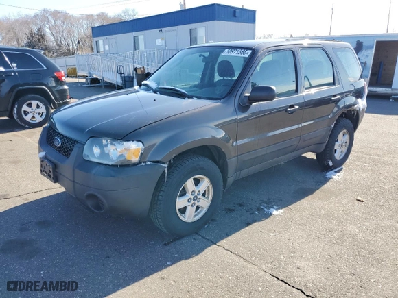 2007 Ford Escape XLS with VIN 1FMYU02Z77KA52643, listed as a Copart auction lot 50971365 with 183,604 mi miles and Salvage Title. Bid and sale history available at carsss.com. Image 1.