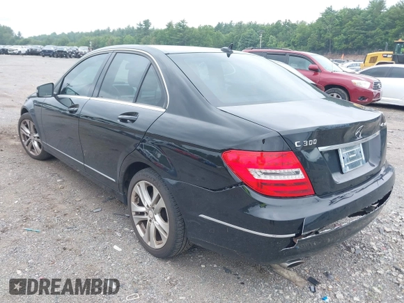 2013 Mercedes-Benz C 300 Sport with VIN WDDGF8AB0DR245657, listed as a IAAI auction lot 42460463 with 115,532 mi miles and . Bid and sale history available at DreamBid. Image 3.