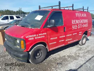 1998 Chevrolet Chevy Van z VIN 1GCFG15WXW1000552, wystawiony jako IAAI lot #41437343 z przebiegiem 213 138 mil mil oraz . Historia ofert i sprzedaży dostępna na DreamBid. Obrazek 2.