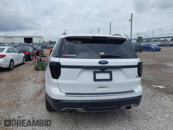 2018 Ford Explorer XLT with VIN 1FM5K8D82JGB43194, listed as a IAAI auction lot 39942301 with 123,033 mi miles and . Bid and sale history available at carsss.com. Image 16.