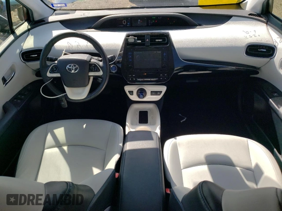 2016 Toyota Prius Four z VIN JTDKARFU0G3500883, wystawiony jako Copart lot #55211615 z przebiegiem 117 528 mil mil oraz Czysty tytuł • Clean title. Historia ofert i sprzedaży dostępna na DreamBid. Obrazek 8.