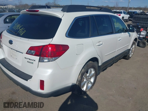2014 Subaru Outback 2.5i Limited with VIN 4S4BRBMC8E3255253, listed as a IAAI auction lot 41890468 with 138,840 mi miles. Bid and sale history available at carsss.com. Image 4.