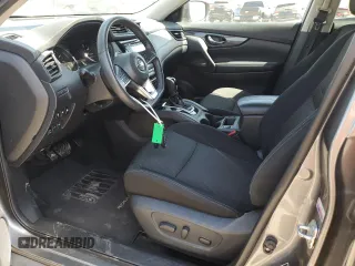 2020 Nissan Rogue SV z VIN KNMAT2MV8LP502103, wystawiony jako Copart lot #54402545 z przebiegiem 145 001 mil mil oraz Szkoda całkowita • Salvage title. Historia ofert i sprzedaży dostępna na DreamBid. Obrazek 7.