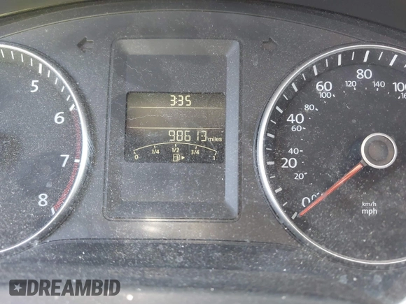 2014 Volkswagen Jetta SE z VIN 3VWD17AJXEM417724, wystawiony jako IAAI lot #42481164 z przebiegiem 98 613 mil mil oraz . Historia ofert i sprzedaży dostępna na DreamBid. Obrazek 7.