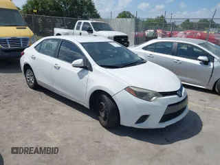 2015 Toyota Corolla L z VIN 5YFBURHE3FP271683, wystawiony jako IAAI lot #37424533 z przebiegiem 153 438 mil mil oraz . Historia ofert i sprzedaży dostępna na DreamBid. Obrazek 1.