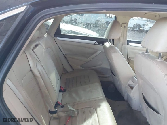 2012 Volkswagen Passat SE w/Sunroof with VIN 1VWBM7A39CC101522, listed as a IAAI auction lot 41484783 with 198,622 mi miles. Bid and sale history available at carsss.com. Image 8.