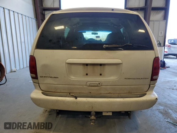 2000 Chrysler Town & Country LXi with VIN 1C4GP54L8YB549019, listed as a Copart auction lot 49186805 with 186,815 mi miles and Salvage Title. Bid and sale history available at carsss.com. Image 6.