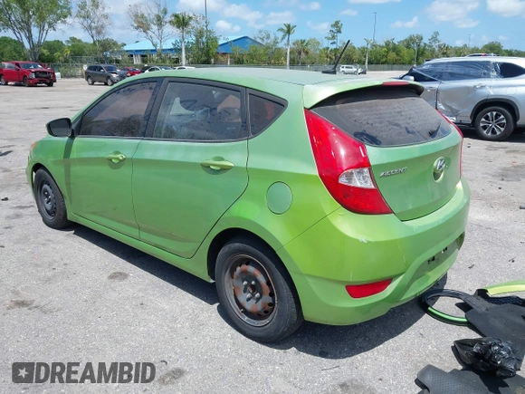 2012 Hyundai Accent SE with VIN KMHCU5AE4CU050210, listed as a IAAI auction lot 42134803 with 137,797 mi miles. Bid and sale history available at carsss.com. Image 3.