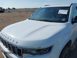 2024 Jeep Wagoneer Series II with VIN 1C4SJUBP2RS137837, listed as a IAAI auction lot 42495526 with 40,019 mi miles and . Bid and sale history available at DreamBid. Image 6.