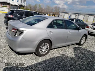 2014 Toyota Camry L with VIN 4T4BF1FK1ER435861, listed as a Copart auction lot 54007535 with 74,369 mi miles and Clean Title. Bid and sale history available at DreamBid. Image 3.