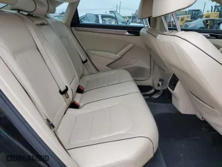 2016 Volkswagen Passat 1.8T SE w/Technology with VIN 1VWBS7A34GC010928, listed as a Copart auction lot 82320034 with 86,900 mi miles and Salvage Title. Bid and sale history available at carsss.com. Image 10.