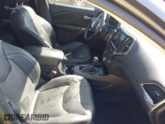2019 Jeep Cherokee Limited with VIN 1C4PJLDB1KD392751, listed as a IAAI auction lot 41716866 with 69,545 mi miles and . Bid and sale history available at DreamBid. Image 5.