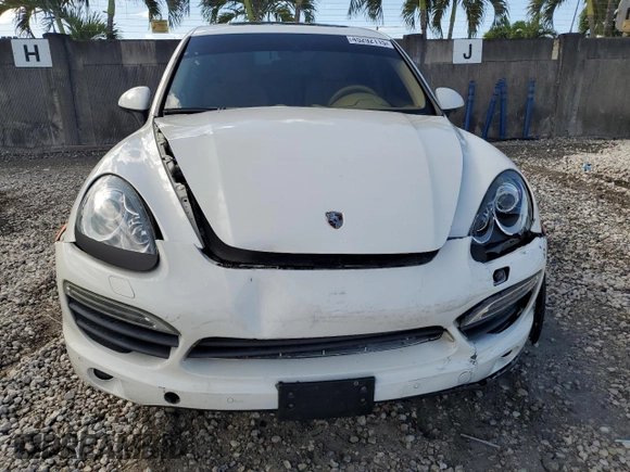 2011 Porsche Cayenne S with VIN WP1AB2A27BLA44491, listed as a Copart auction lot 45292115 with 126,678 mi miles and Non repairable. Bid and sale history available at DreamBid. Image 5.