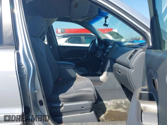 2006 Honda Pilot EX with VIN 5FNYF284X6B035076, listed as a IAAI auction lot 41972090 with 181,279 mi miles and . Bid and sale history available at DreamBid. Image 5.
