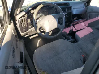2001 Toyota Tacoma PreRunner with VIN 5TENM92N31Z851038, listed as a Copart auction lot 78100474 with 290,895 mi miles and Salvage title. Bid and sale history available at DreamBid. Image 8.