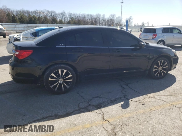 2012 Chrysler 200 S with VIN 1C3CCBHG3CN192608, listed as a Copart auction lot 47979145 with 0 mi miles and Salvage Title. Bid and sale history available at carsss.com. Image 3.