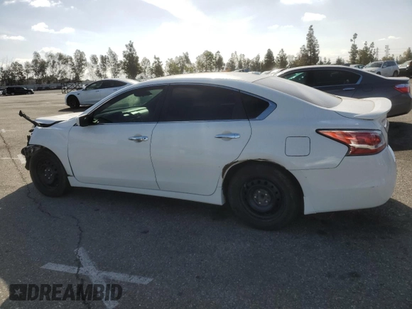 2015 Nissan Altima 2.5 with VIN 1N4AL3AP3FN392921, listed as a Copart auction lot 47832595 with Not provided miles and Salvage title. Bid and sale history available at DreamBid. Image 2.