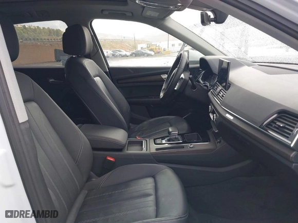 2022 Audi Q5 S line Premium with VIN WA1GAAFY8N2087702, listed as a IAAI auction lot 41432557 with 22,922 mi miles. Bid and sale history available at carsss.com. Image 5.