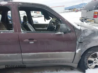 2002 Mazda Tribute LX with VIN 4F2CU08172KM16293, listed as a IAAI auction lot 41496093 with Not Provided miles and . Bid and sale history available at carsss.com. Image 12.