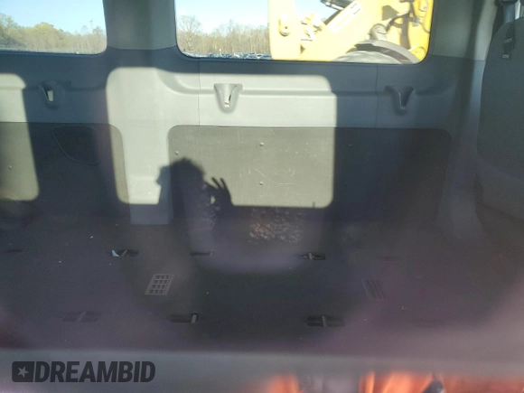 2015 Ford Transit XL с VIN 1FBAX2CM3FKB08088, выставлен на аукционе Copart как лот 49695075 с пробегом 320 077 миль миль и Списание • Salvage title. История ставок и продаж доступна на DreamBid. Изображение 11.