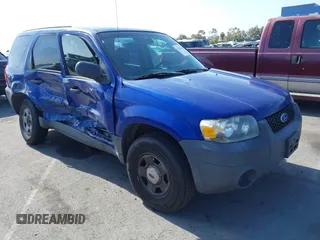 2006 Ford Escape XLS with VIN 1FMYU02Z76KD03045, listed as a IAAI auction lot 42267662 with 289,966 mi miles and . Bid and sale history available at DreamBid. Image 1.