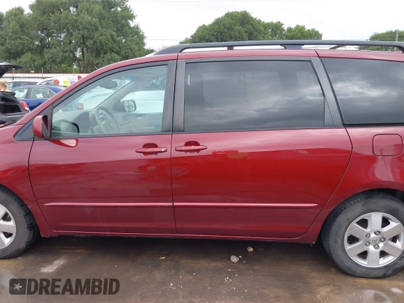 2004 Toyota Sienna XLE z VIN 5TDZA22C24S148709, wystawiony jako IAAI lot #42144527 z przebiegiem 199 711 mil mil oraz . Historia ofert i sprzedaży dostępna na DreamBid. Obrazek 15.