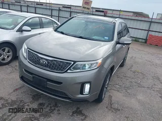2014 Kia Sorento SX Limited with VIN 5XYKW4A73EG503792, listed as a IAAI auction lot 42684390 with 129,021 mi miles and . Bid and sale history available at DreamBid. Image 17.
