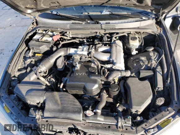 2004 Lexus IS 300/350 z VIN JTHBD192740086743, wystawiony jako Copart lot #84852754 z przebiegiem 166 236 mil mil oraz Nie do naprawy • Non repairable. Historia ofert i sprzedaży dostępna na DreamBid. Obrazek 11.