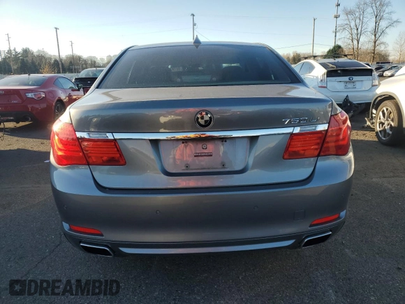 2011 BMW 7 Series 750Li xDrive with VIN WBAKC8C51BC432813, listed as a Copart auction lot 82783204 with 88,541 mi miles and Salvage Title. Bid and sale history available at carsss.com. Image 6.