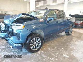 2024 Chevrolet Silverado 1500 RST with VIN 1GCUDEED8RZ213673, listed as a IAAI auction lot 41368235 with 8,675 mi miles. Bid and sale history available at carsss.com. Image 2.