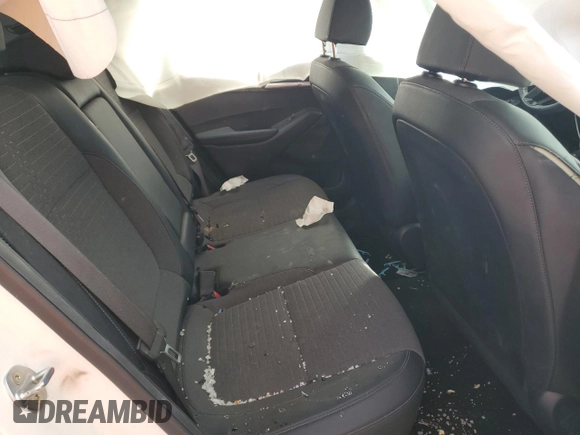 2021 Kia Seltos S z VIN KNDEUCAAXM7168129, wystawiony jako Copart lot #49223734 z przebiegiem 89 138 mil mil oraz Szkoda całkowita • Salvage title. Historia ofert i sprzedaży dostępna na DreamBid. Obrazek 11.
