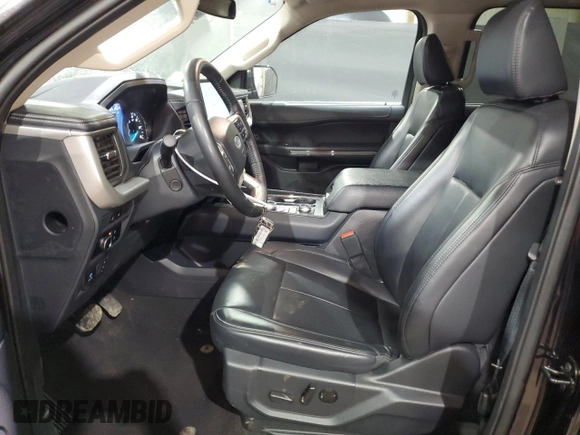 2024 Ford Expedition Max XLT with VIN 1FMJK1J81REA23307, listed as a Copart auction lot 48854355 with 38,363 mi miles and Clean Title. Bid and sale history available at DreamBid. Image 7.