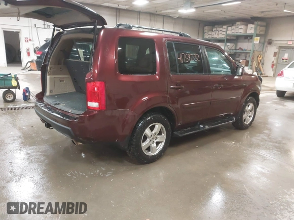 2011 Honda Pilot EX-L with VIN 5FNYF4H56BB051404, listed as a IAAI auction lot 41758332 with 301,099 mi miles. Bid and sale history available at carsss.com. Image 4.