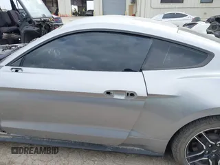 2020 Ford Mustang EcoBoost with VIN 1FA6P8TH9L5139174, listed as a IAAI auction lot 42148089 with 115,979 mi miles and . Bid and sale history available at DreamBid. Image 14.