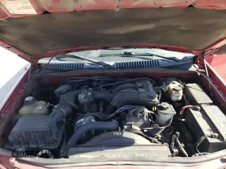2005 Ford Explorer XLS with VIN 1FMZU72K75ZA49486, listed as a Copart auction lot 77529964 with 207,812 mi miles and Salvage title. Bid and sale history available at DreamBid. Image 14.