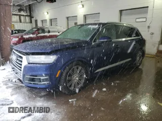 2019 Audi Q7 Prestige with VIN WA1VAAF7XKD024938, listed as a Copart auction lot 43956135 with 90,738 mi miles and Salvage Title. Bid and sale history available at carsss.com. Image 1.