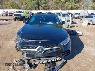 2019 Mercedes-Benz CLS with VIN WDD2J5JB0KA027835, listed as a IAAI auction lot 40901982 with 93,273 mi miles. Bid and sale history available at carsss.com. Image 13.