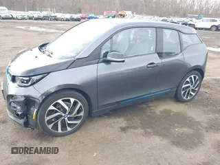 2017 BMW i3 z VIN WBY1Z8C39HV891353, wystawiony jako IAAI lot #41887562 z przebiegiem 82 295 mil mil oraz . Historia ofert i sprzedaży dostępna na DreamBid. Obrazek 20.