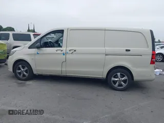 2022 Mercedes-Benz Metris Cargo with VIN W1YV0BEY7N4153194, listed as a IAAI auction lot 42432010 with 31,369 mi miles and . Bid and sale history available at DreamBid. Image 15.