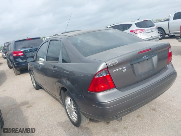 2007 Ford Focus S with VIN 1FAFP34N97W222420, listed as a IAAI auction lot 41938444 with 49,080 mi miles. Bid and sale history available at carsss.com. Image 3.