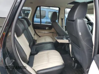 2011 Land Rover Range Rover Sport SC z VIN SALSP2E4XBA708628, wystawiony jako Copart lot #48435575 z przebiegiem Nie podano mil oraz Szkoda całkowita • Salvage title. Historia ofert i sprzedaży dostępna na DreamBid. Obrazek 10.