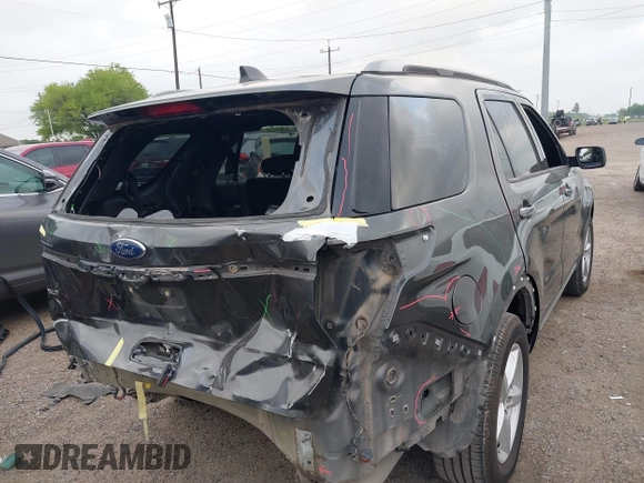 2018 Ford Explorer XLT z VIN 1FM5K7D80JGC54112, wystawiony jako IAAI lot #41947904 z przebiegiem 126 800 mil mil oraz . Historia ofert i sprzedaży dostępna na DreamBid. Obrazek 4.