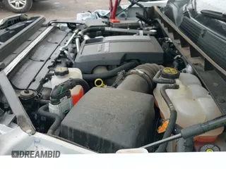 2022 GMC Sierra 1500 Elevation z VIN 3GTUUCET9NG572312, wystawiony jako IAAI lot #41502003 z przebiegiem 43 178 mil mil oraz . Historia ofert i sprzedaży dostępna na DreamBid. Obrazek 19.