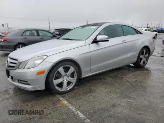 2013 Mercedes-Benz E-Class E 350 with VIN WDDKJ5KB7DF190650, listed as a Copart auction lot 44442755 with 194,823 mi miles and Salvage Title. Bid and sale history available at carsss.com. Image 1.