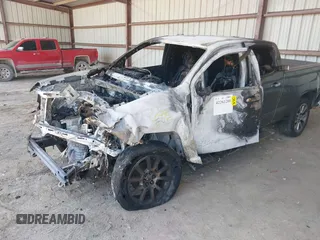 2017 GMC Canyon 4WD Denali z VIN 1GTG6EEN4H1237577, wystawiony jako IAAI lot #42261280 z przebiegiem Nie podano mil oraz . Historia ofert i sprzedaży dostępna na DreamBid. Obrazek 16.